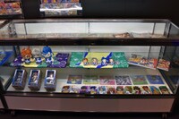 シリーズ作品のグッズ。