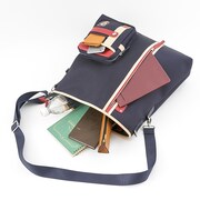 「CLANNAD」古河渚モデルのバッグ。