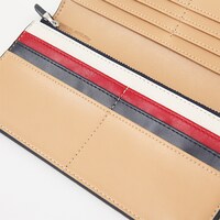 「CLANNAD」古河渚モデルの長財布。