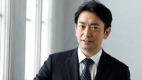 カーラーン役の内堀克利。