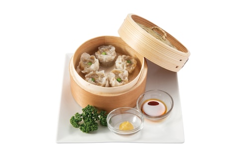 「ワンワン軒の肉シュウマイ」