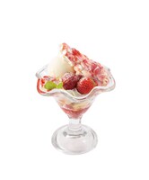 「甘党・いちごとミルクのパフェ」