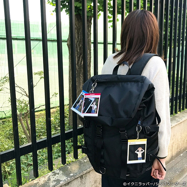 「さらざんまい SNS風アクリルキーホルダー」使用イメージ。