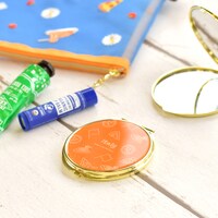 イタリアの￼ラメコンパクトミラー。