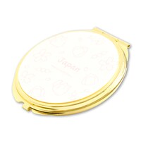 日本の￼ラメコンパクトミラー。