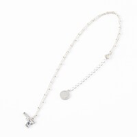 久慈悠モデルのネックレス。