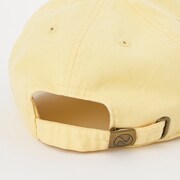 陣内燕太モデルのキャップ。