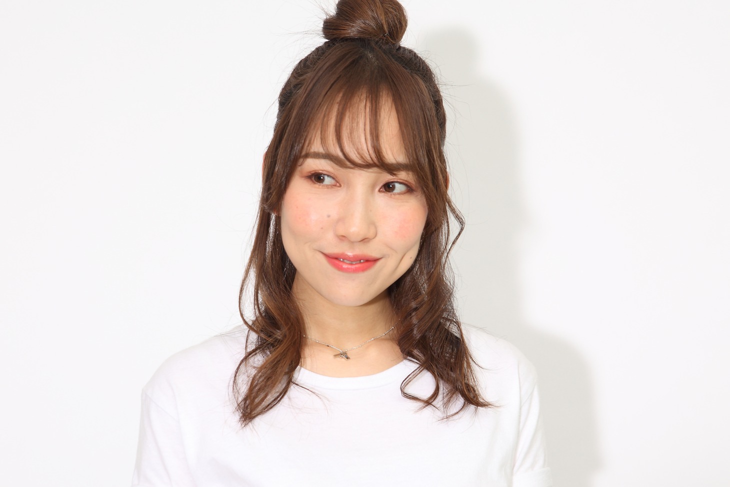 久慈悠モデルアイテムの着用イメージ。