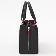 沙悟浄モデルのバッグ。