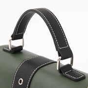 猪八戒モデルのバッグ。