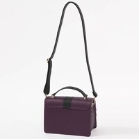 玄奘三蔵モデルのバッグ。