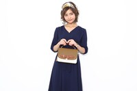 孫悟空モデルのバッグの使用イメージ。