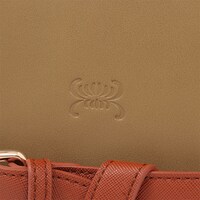 孫悟空モデルのバッグ。