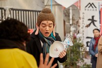 ドラマ「聖☆おにいさん 第II紀」第1話「福引き」より。