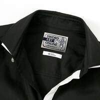 キリトモデルのシャツ（タグ）。