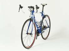 ドラマ「弱虫ペダル」で木村達成演じる今泉俊輔が使用したロードバイク。