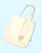 会場で販売されるトートバッグ。