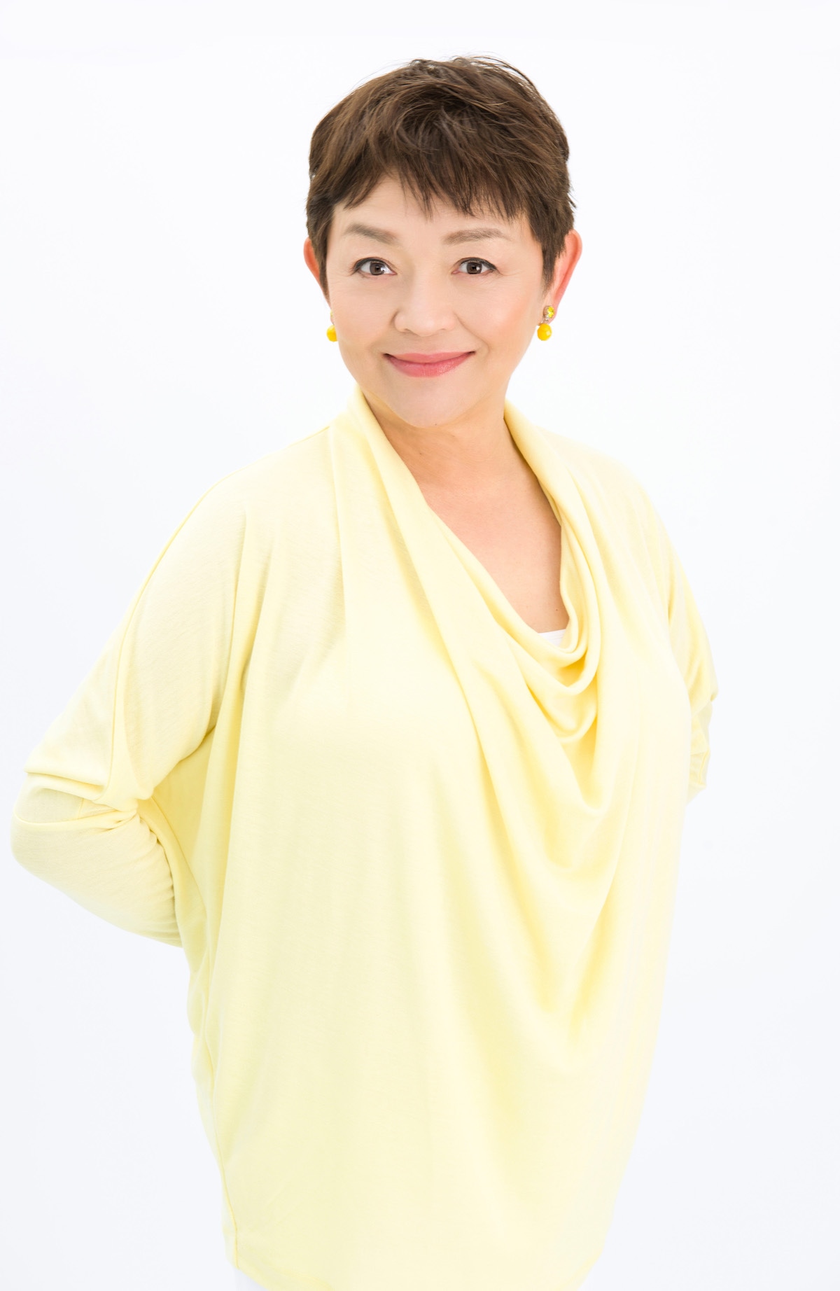 仁科静音役の>藤田弓子。
