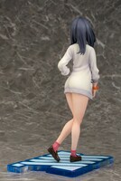 宝多六花の1/7スケールフィギュア。