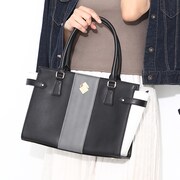 Edenモデルのバッグ使用イメージ。