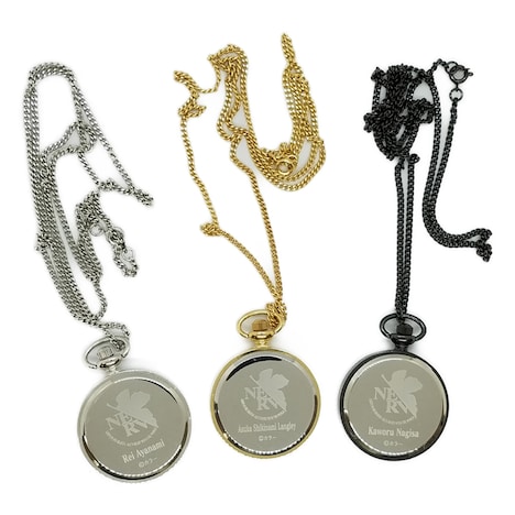 「エヴァンゲリオン　ペンダントウォッチ」の裏面。