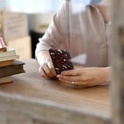 iPhoneケース使用イメージ。