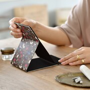 スタンドミラー使用イメージ。