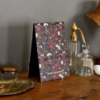 スタンドミラー使用イメージ。