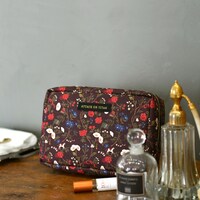 スクエアポーチ