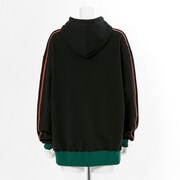 爆豪勝己モデルのルームパーカー。