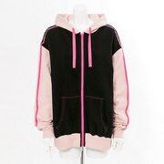 麗日お茶子モデルのルームパーカー。