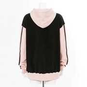 麗日お茶子モデルのルームパーカー。