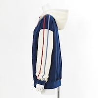 轟焦凍モデルのルームパーカー。