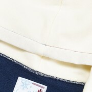 轟焦凍モデルのルームパーカー。