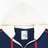 轟焦凍モデルのルームパーカー。