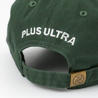 緑谷出久モデルのキャップ。