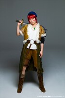 岩戸千晴扮するアルフリード。