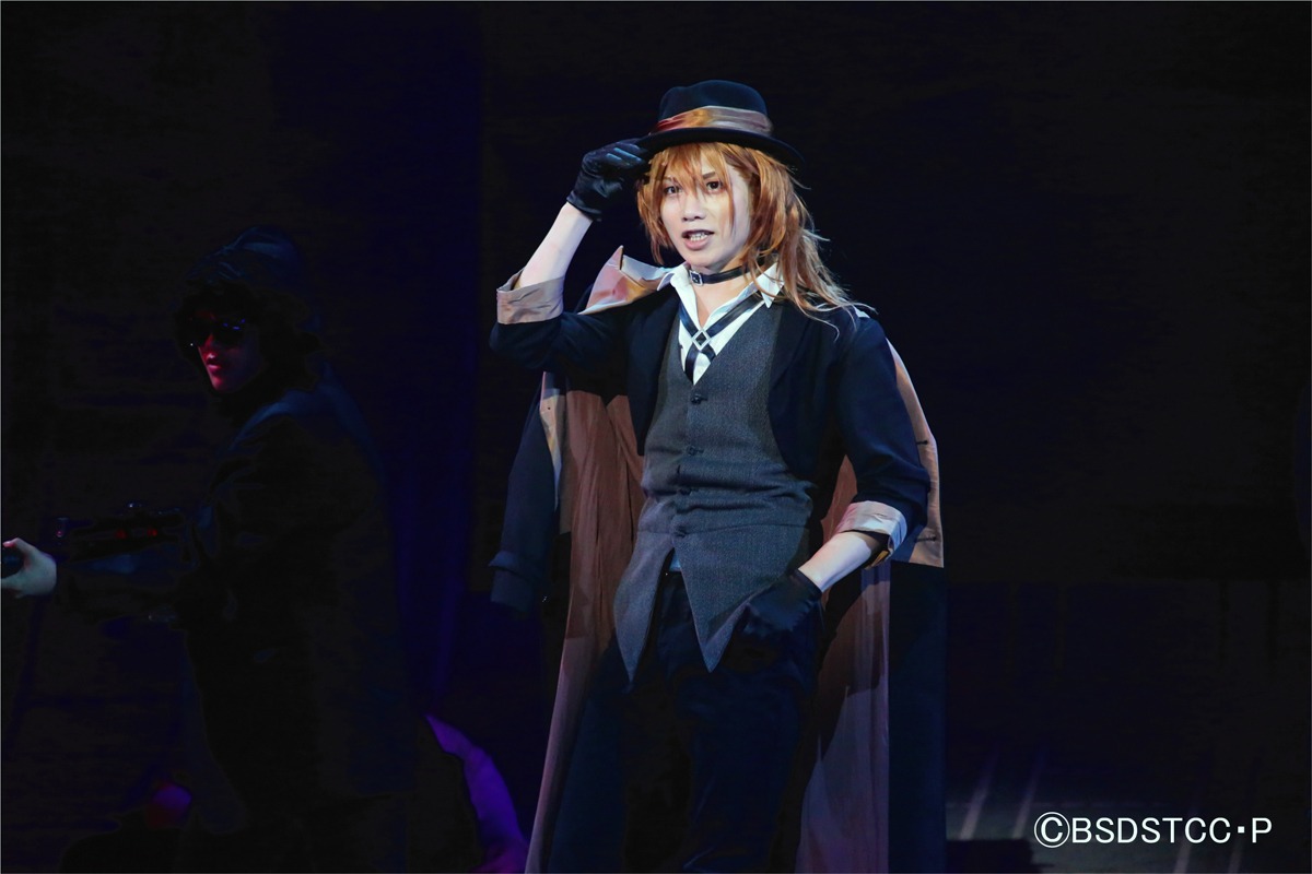 舞台「文豪ストレイドッグス 三社鼎立」より。（撮影：宮川舞子）