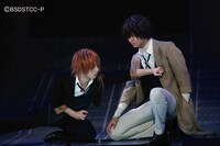 舞台「文豪ストレイドッグス 三社鼎立」より。（撮影：宮川舞子）