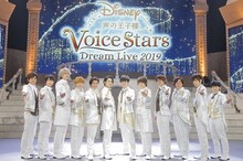 「Disney 声の王子様 Voice Stars Dream Selection」出演者。左から石川界人、上村祐翔、江口拓也、小野賢章、佐藤拓也、武内駿輔、畠中祐、羽多野渉、花江夏樹、日野聡、前野智昭、山下大輝。