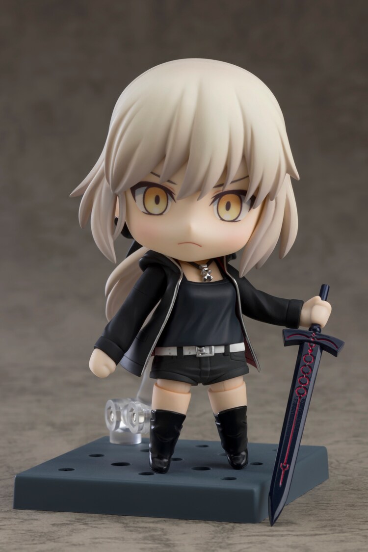 Fgo アルトリア オルタ 新宿ver のねんどろいど 豪華版にはカヴァスii世も コミックナタリー