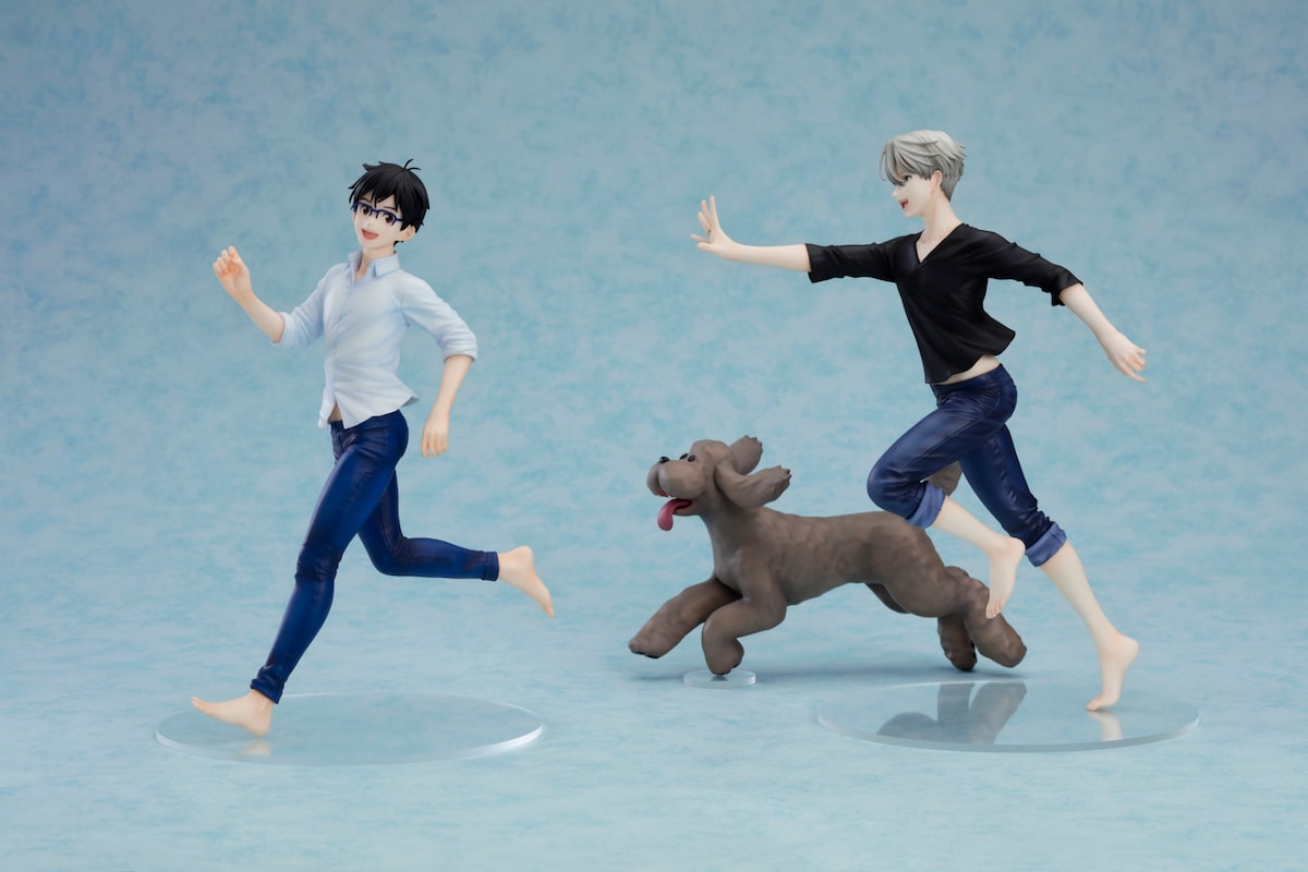 ユーリ 楽しげに駆け出す勇利 ヴィクトルのフィギュアセット マッカチンも コミックナタリー