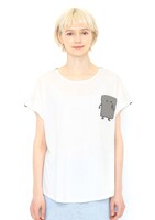 レディース用Tシャツ「ぬりかべポケット」の着用例。