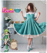 「ミュウレタスのパフスリーブメタモルフォーゼワンピース」