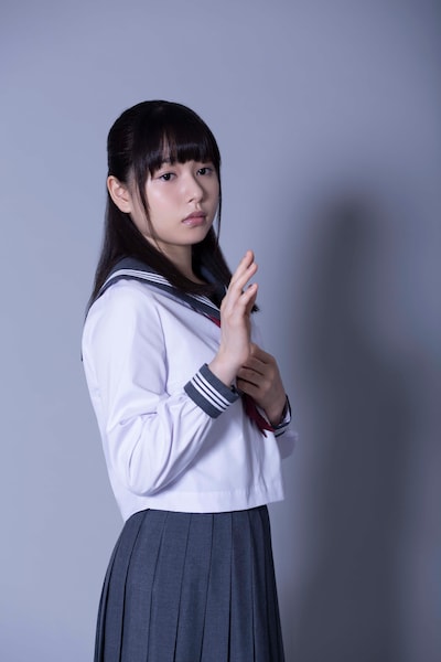 桜井日奈子扮するヒロミ。(c)宮脇明子／集英社 フジテレビ