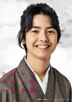 寄川歌太扮する八木為三郎。