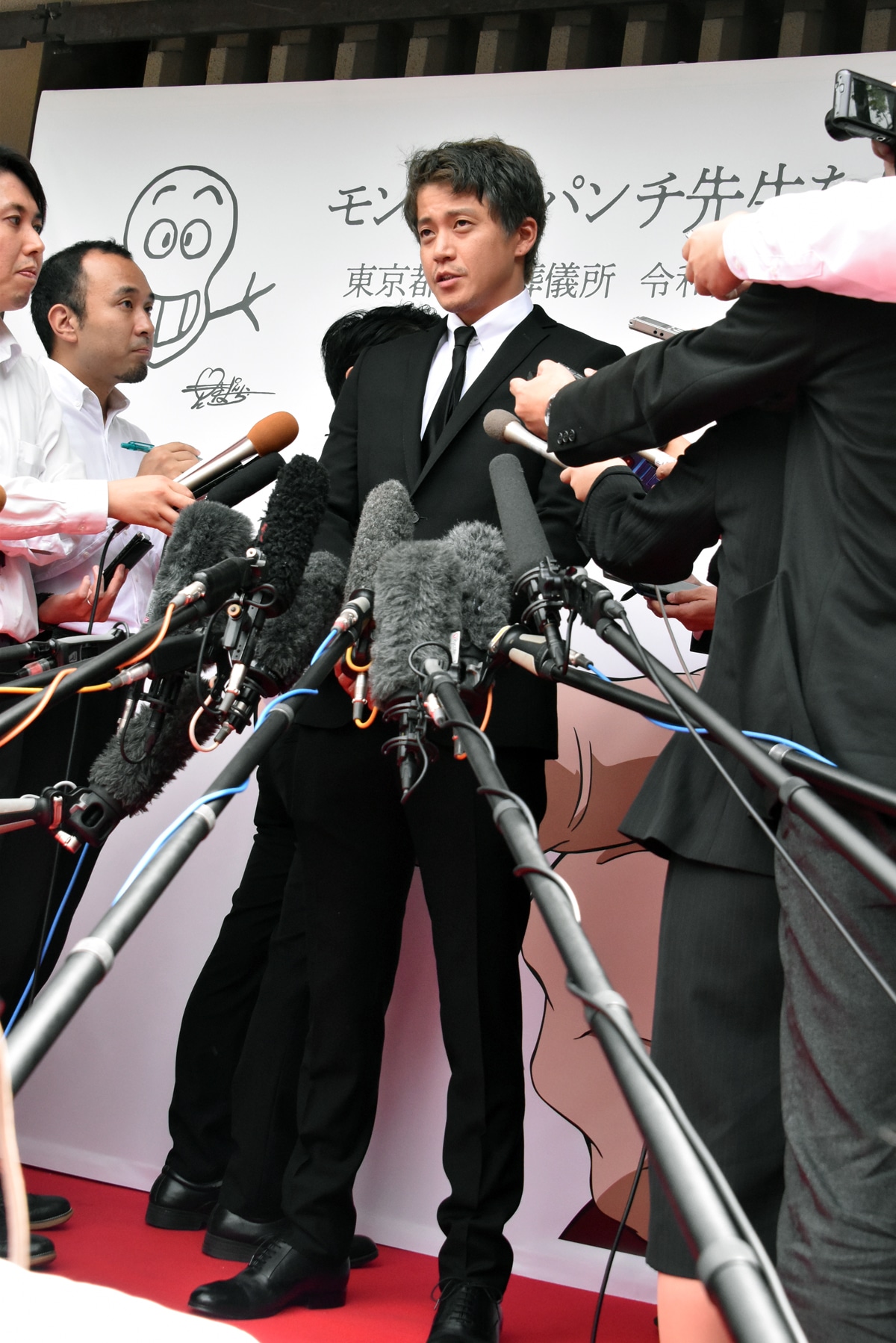 小栗旬