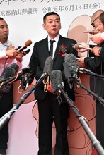 モンキー・パンチの次男で、本会の喪主を務めた加藤州平氏。