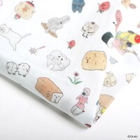 「チャー子」グッズのハンカチ。