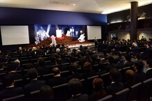 式典の様子。(c)「モンキー・パンチ先生を偲ぶ会」実行委員会